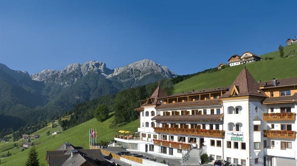 Kronplatz-Resort Berghotel Zirm0