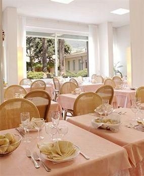 Hotel Casa Marina2
