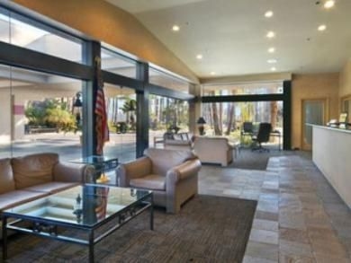 Ramada San Diego North Hotel And Conference Center3