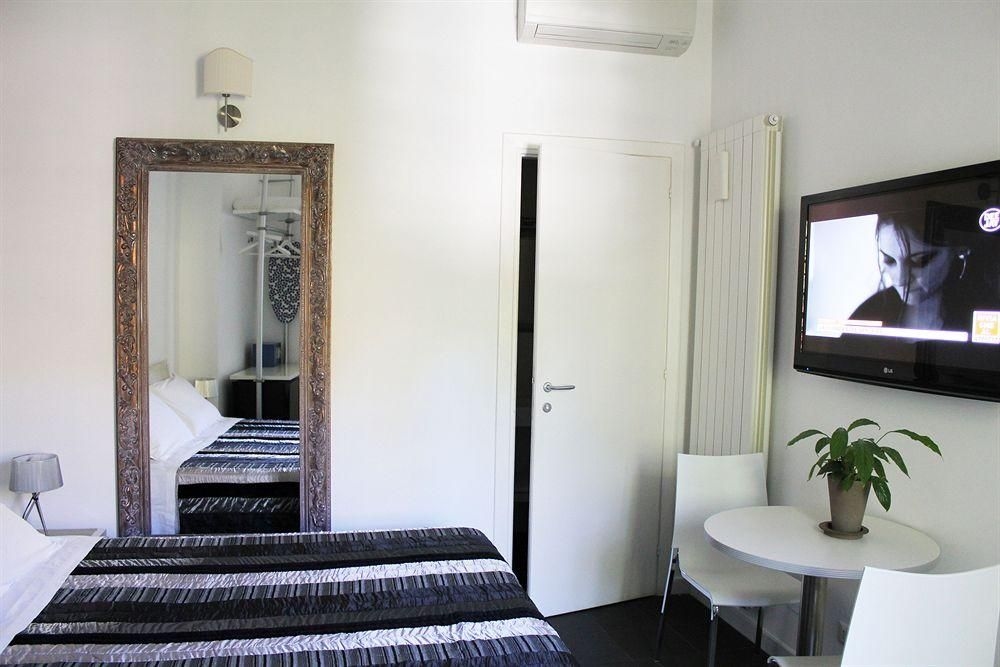 Relais Casa della Fornarina0