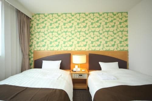 Twin Room - Non-Smoking