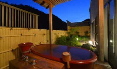 Yunohana Onsen Omotenashinoyado Keizankaku Hotel