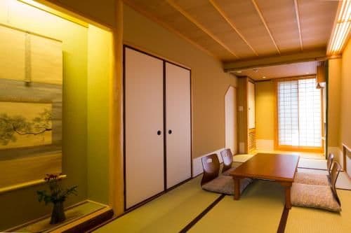 Japanese-Style Deluxe Room with Shower