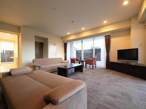 Premium Suite with Balcony for Single Use