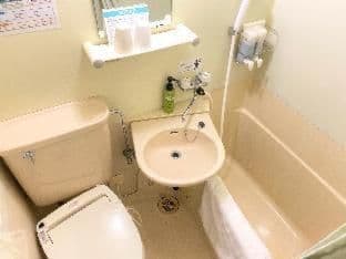 Twin Room - Non-Smoking