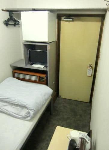 Single Room with Shared Bathroom