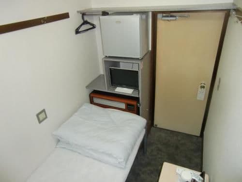 Single Room with Shared Bathroom