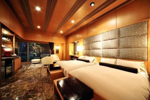 Superior Twin Room with Open-Air Bath