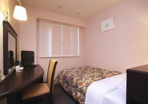 Single Room - Non-Smoking