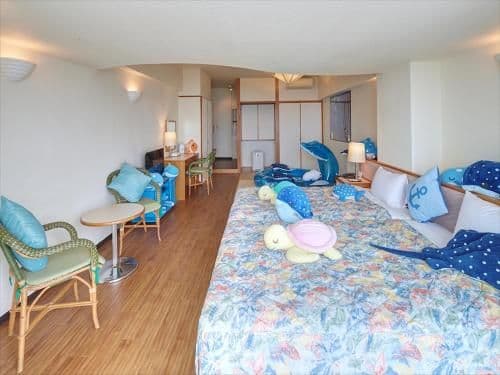 Aqua Room