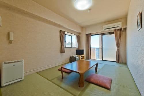 Japanese-Style Standard Twin Room - Partial Sea View