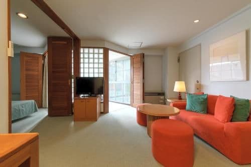 Family Room - Non-Smoking