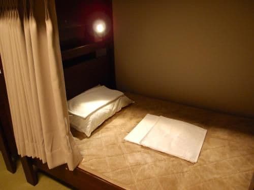 Bed in 8-Bed Mixed Dormitory Room