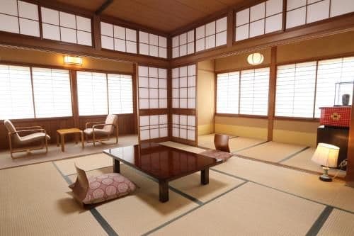 Japanese-Style Family Room