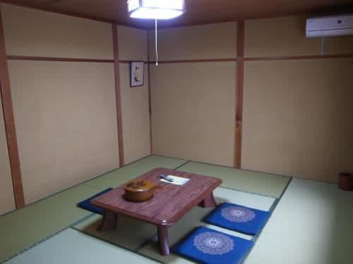 Japanese-Style Standard Triple Room with Shared Bathroom