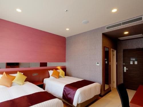 Superior Twin Room with Garden View