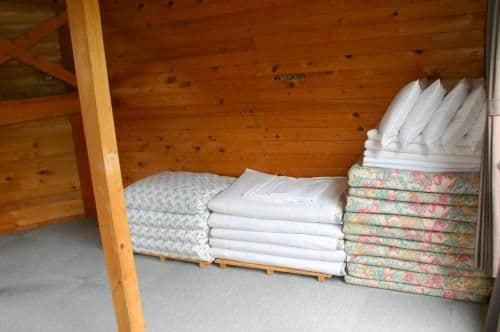 Cottage (9 Adults)