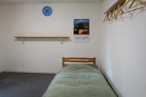 Single Room A with Shared Shower and Toilet - Non-Smoking