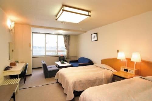 Twin Room with Private Bathroom - Lake View