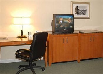 Best Western Somerset Inn4