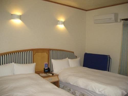 Standard Twin Room with Non-smoking
