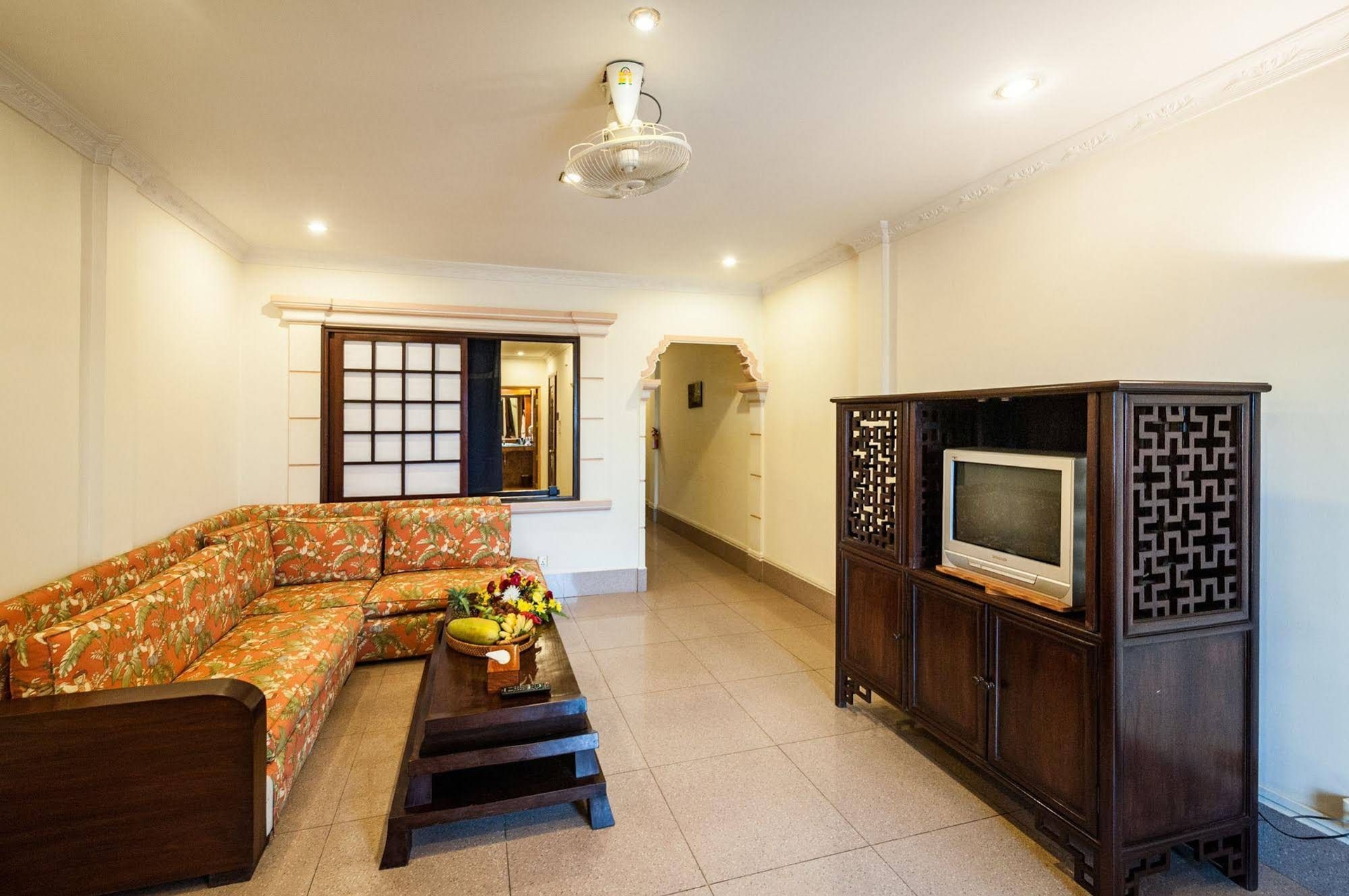 Red Hibiscus Hotel1