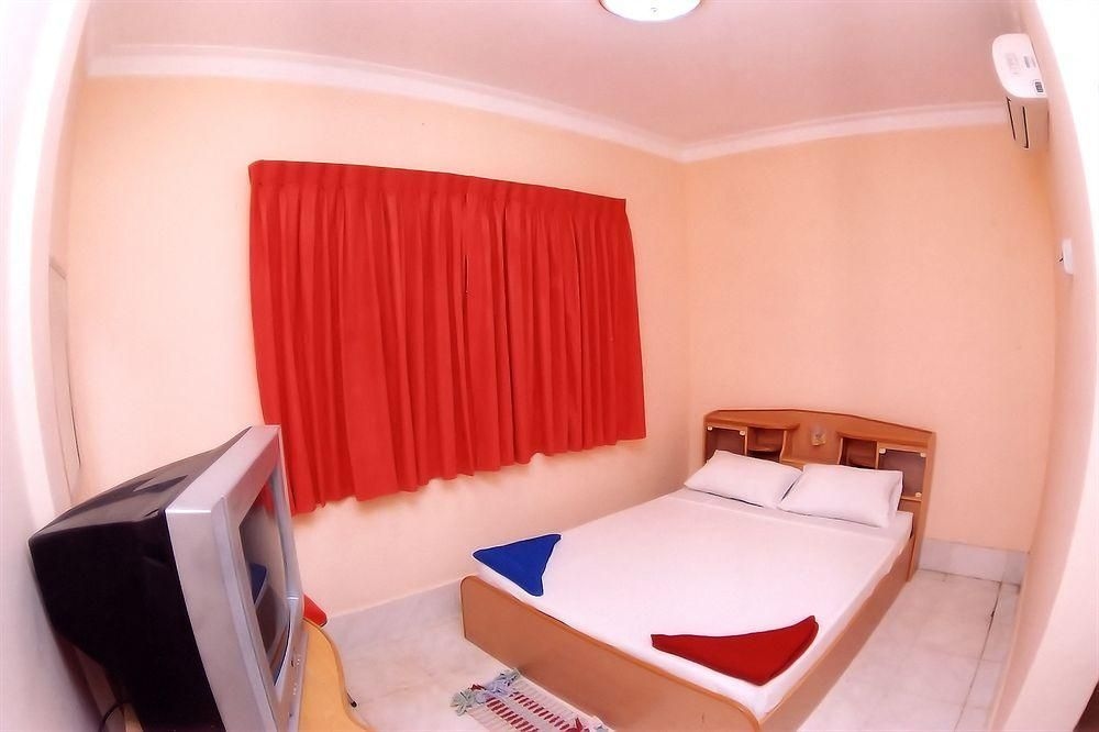 Hang Neak Guest House1
