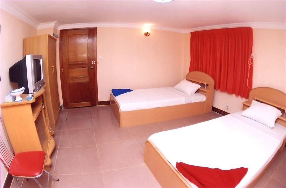 Hang Neak Guest House0