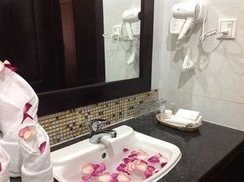 Var Sunny Angkor Suite Hotel4