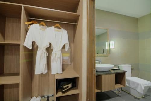 Landmark King Room