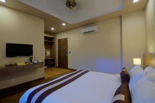 Landmark King Room