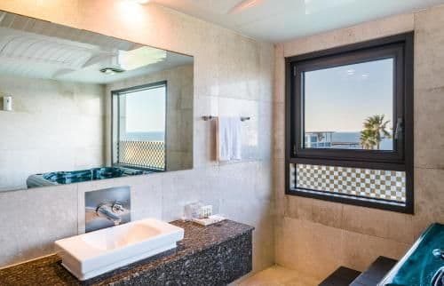 Royal Suite with Spa Bath