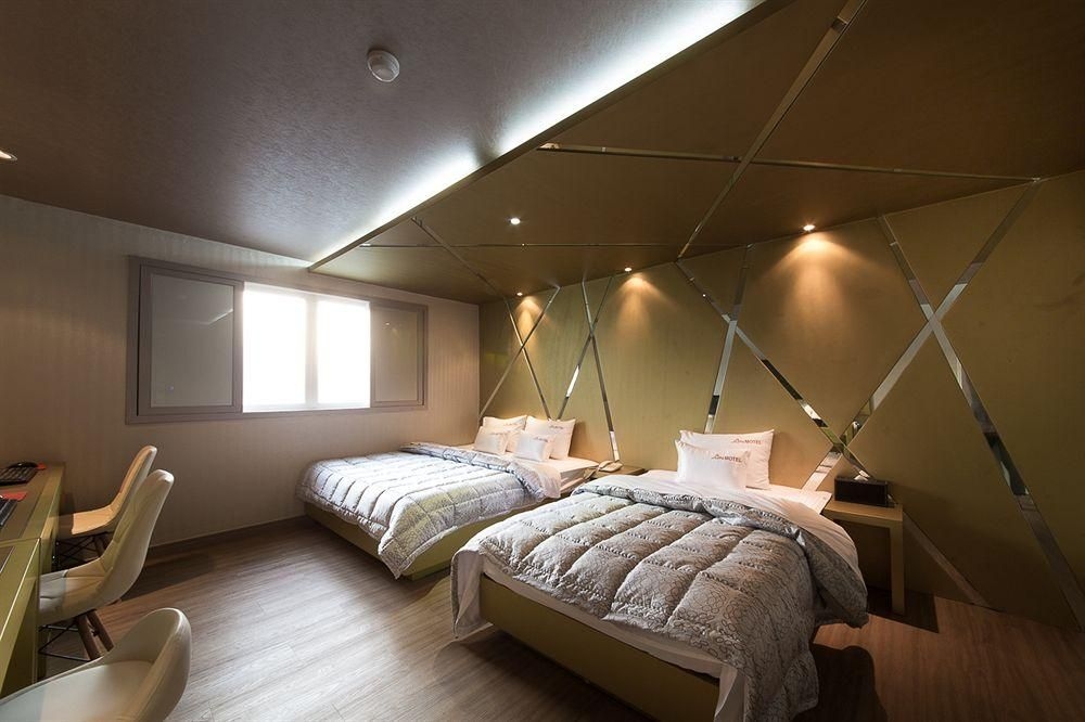 โรงแรมแฮอุนแด จูน (Haeundae Hotel June)2