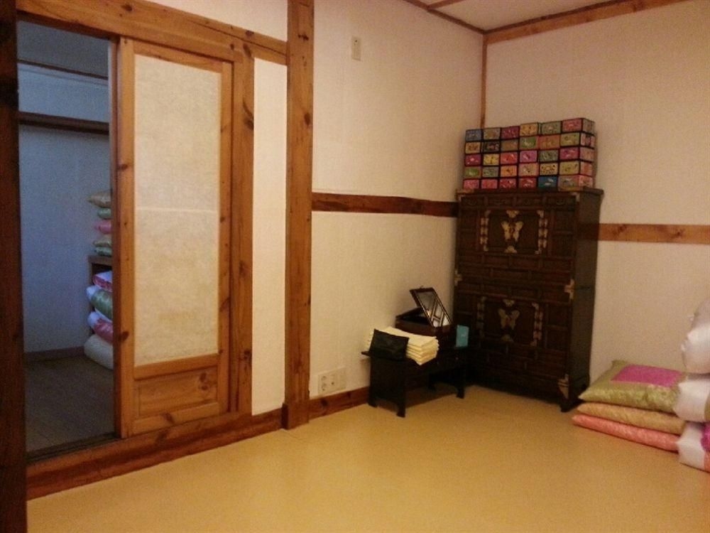 Hyosunjae Hanok Guesthouse2