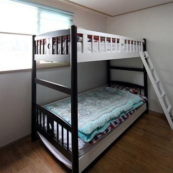 Jeju Suncity Guesthoue1