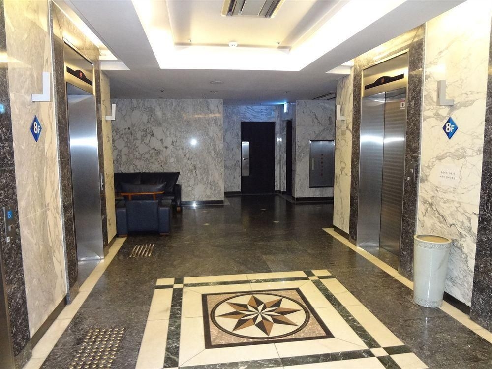 Hotel Diamond0