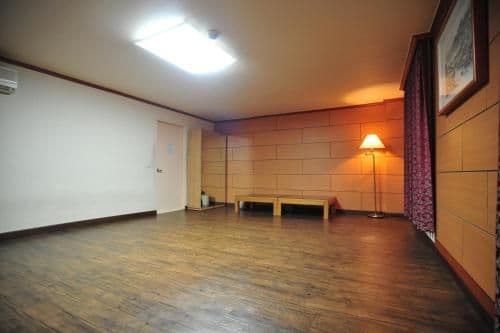 Korean-Style Superior Double Room