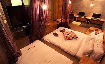 โรงแรมยาจา ชินลิม (Hotel Yaja Sinlim)4