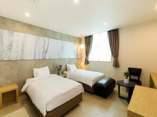 Superior Twin Room