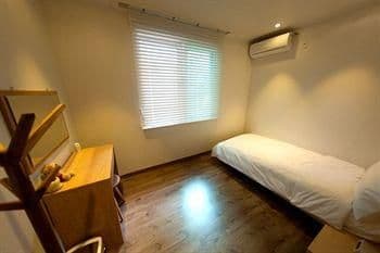 The Zip Guest House for Female Only The Zip Guest House for Female Only