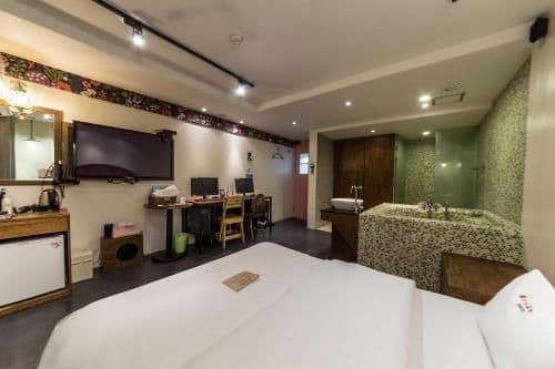 Suite