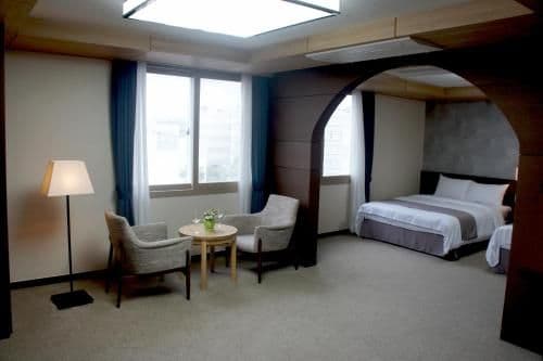 Suite Room