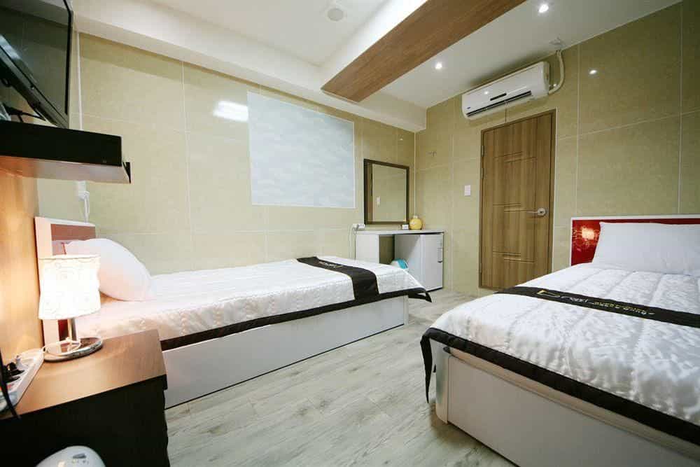 D.H sinchon guesthouse D.H sinchon guesthouse