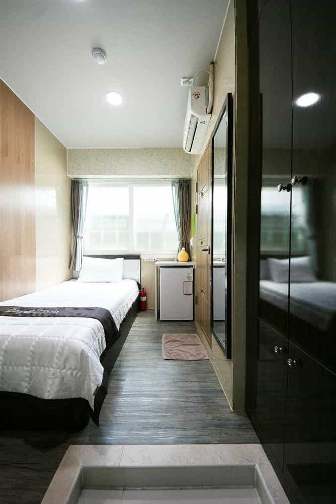 D.H sinchon guesthouse D.H sinchon guesthouse