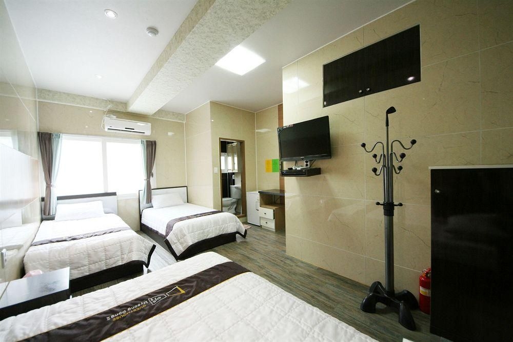 D.H sinchon guesthouse0