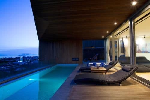 Bay Suite
