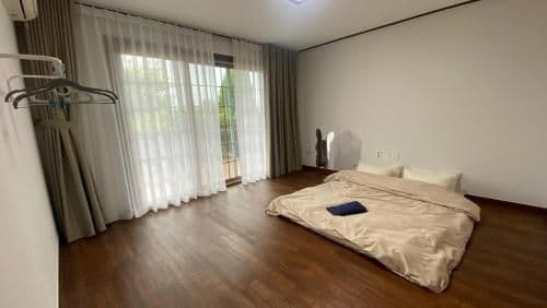 Deluxe One-Bedroom House