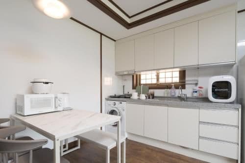 Deluxe One-Bedroom House