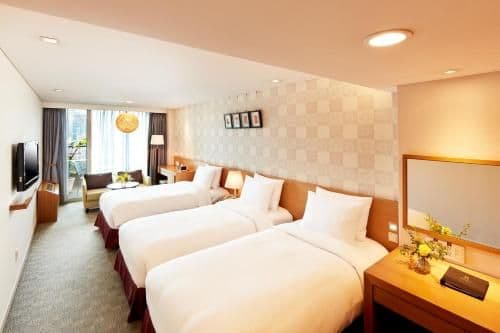 Triple Room