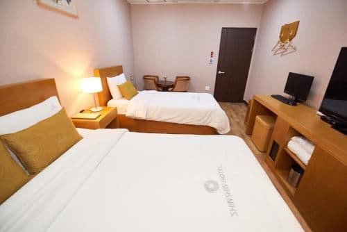 Family Twin Room